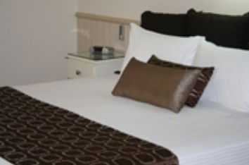 Comfort Inn & Suites Robertson Gardens - Sunshine Coast Guide 1