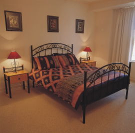 Adelaide Central Apartments - Sunshine Coast Guide 0