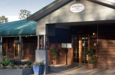 Hermitage Lodge - Sunshine Coast Guide 0