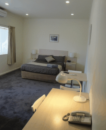 Adelaide Granada Motor Inn - Sunshine Coast Guide 4
