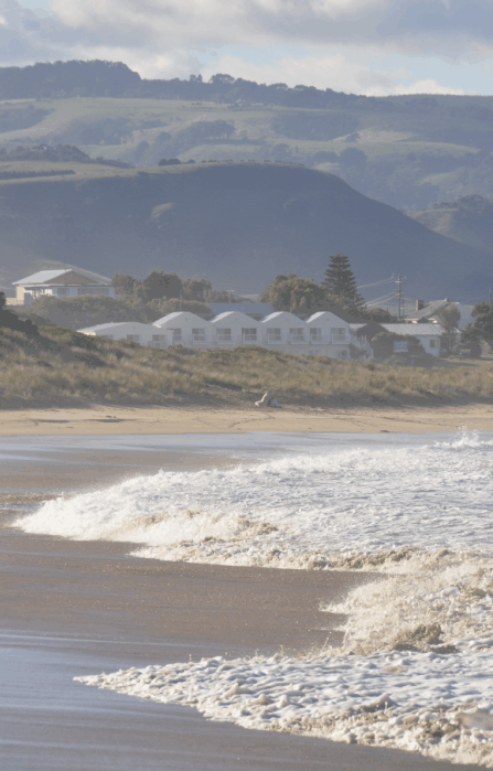 A Great Ocean View Motel - Sunshine Coast Guide 0