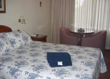 Mount Victoria Motor Inn - Sunshine Coast Guide 0