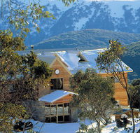 Summit Ridge Alpine Lodge - Sunshine Coast Guide