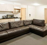 The Statesman Hotel - Sunshine Coast Guide