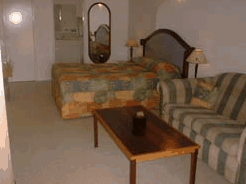 Albert Facey Motor Inn - Sunshine Coast Guide 4