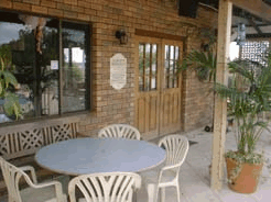Albert Facey Motor Inn - Sunshine Coast Guide 5