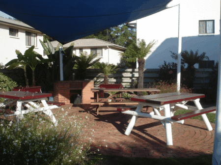 Peninsular Apartments - Sunshine Coast Guide 1