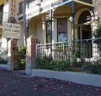 High Cross Park Lodge - Sunshine Coast Guide