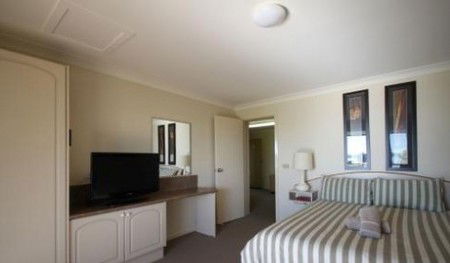 Araluen Motor Lodge - Sunshine Coast Guide 1