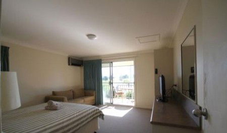 Araluen Motor Lodge - Sunshine Coast Guide 2