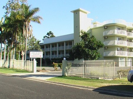 Cabarita Lake Apartments - Sunshine Coast Guide 3