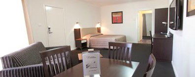Charles Sturt Motor Inn - Sunshine Coast Guide 2