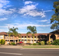 Cumberland Motor Inn - Sunshine Coast Guide
