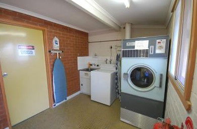 Junction Motor Inn - Sunshine Coast Guide 1