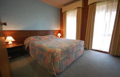 Junction Motor Inn - Sunshine Coast Guide 5