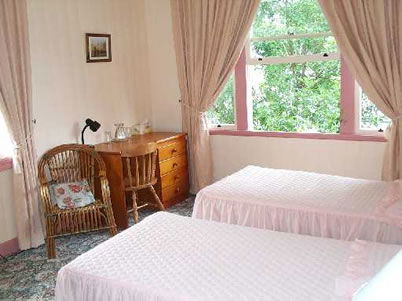 Eskdale Bed And Breakfast - Sunshine Coast Guide 1
