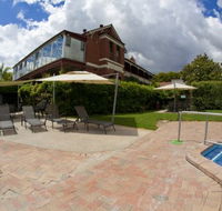Comfort Resort Alzburg - Sunshine Coast Guide