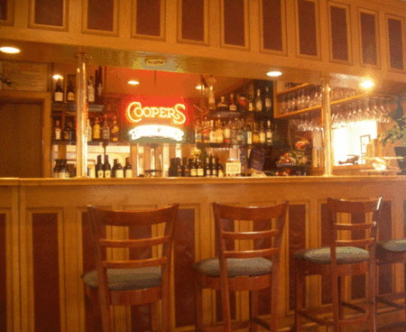 Adelaide Aviators Lodge - Sunshine Coast Guide 0