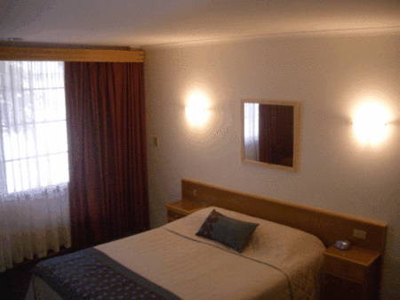 Adelaide Aviators Lodge - Sunshine Coast Guide 1