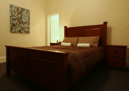 Tumby Bay Hotel And Seafront Apartments - Sunshine Coast Guide