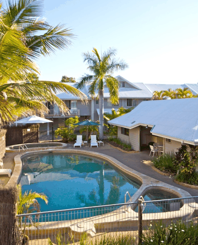 Pelican Beach Resort - Sunshine Coast Guide