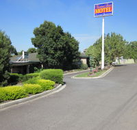 Farnham Court Motel - Sunshine Coast Guide