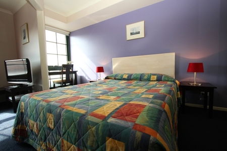HarbourView Apartment Hotel - Sunshine Coast Guide 0