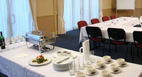 Landmark Resort - Sunshine Coast Guide 2