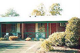 Collie Forest Motel - Sunshine Coast Guide 0