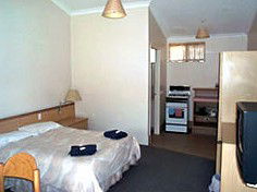 Collie Forest Motel - Sunshine Coast Guide 1