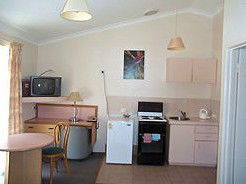 Collie Forest Motel - Sunshine Coast Guide 3