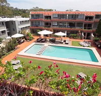 Hotel Laguna - Sunshine Coast Guide