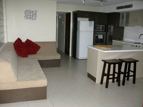 Camargue Beachfront Apartments - Sunshine Coast Guide 2