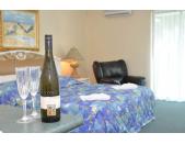Pacific Resort Motel - Sunshine Coast Guide 6