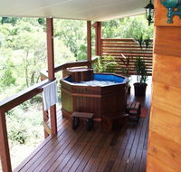 Sketches Mountain Resort - Sunshine Coast Guide