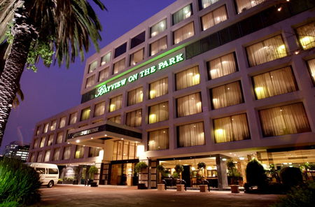 Bayview On The Park Hotel - Sunshine Coast Guide 1