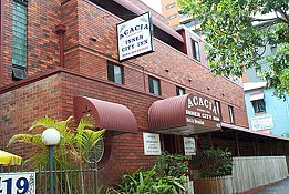 Acacia Inner City Inn - Sunshine Coast Guide 0