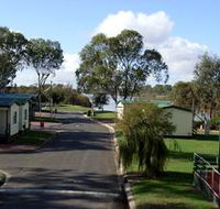 Mannum Caravan Park Cabins - Sunshine Coast Guide