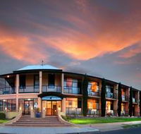 Kangaroo Island Seafront Resort - Sunshine Coast Guide