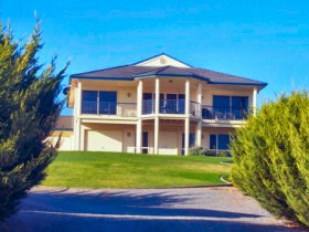 Serenity At Carrickalinga - Sunshine Coast Guide 0