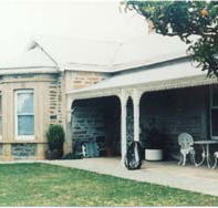 Wroxton Grange - Sunshine Coast Guide