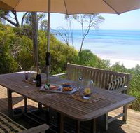 Passing Winds Emu Bay Kangaroo Island - Sunshine Coast Guide