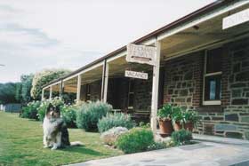 Thomas Henry's Of Port Elliot - Sunshine Coast Guide 0
