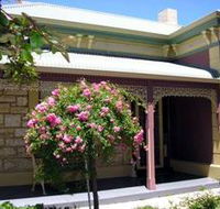 Rose Villa - Sunshine Coast Guide
