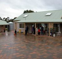 Wirreanda Bunkhouse - Sunshine Coast Guide