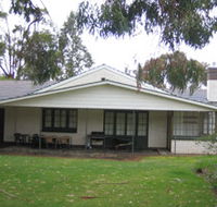 Naracoorte Cottages - Pinkerton Hill - Sunshine Coast Guide