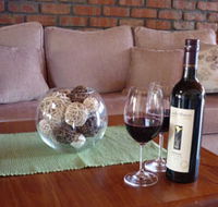 The Creek Cottage - Sunshine Coast Guide