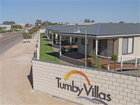 Tumby Villas - Sunshine Coast Guide 0