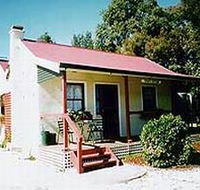 Trinity Cottage - Sunshine Coast Guide