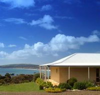 Seascape Lodge on Emu Bay - Sunshine Coast Guide